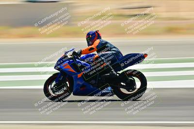 media/Sep-07-2025-TrackXperience (Sun) [[ee17e62fad]]/Level 2/Session 4 (Lower Chicane)/